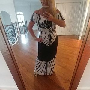 Wow! This Navy and White Maxi Dress is just WOW!